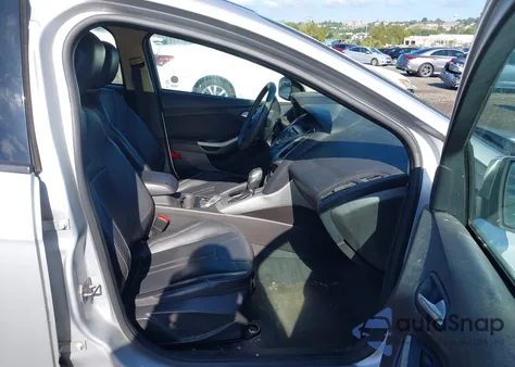 2014 Ford Focus Se из США, поврежденный, VIN 1FADP3K27EL314253